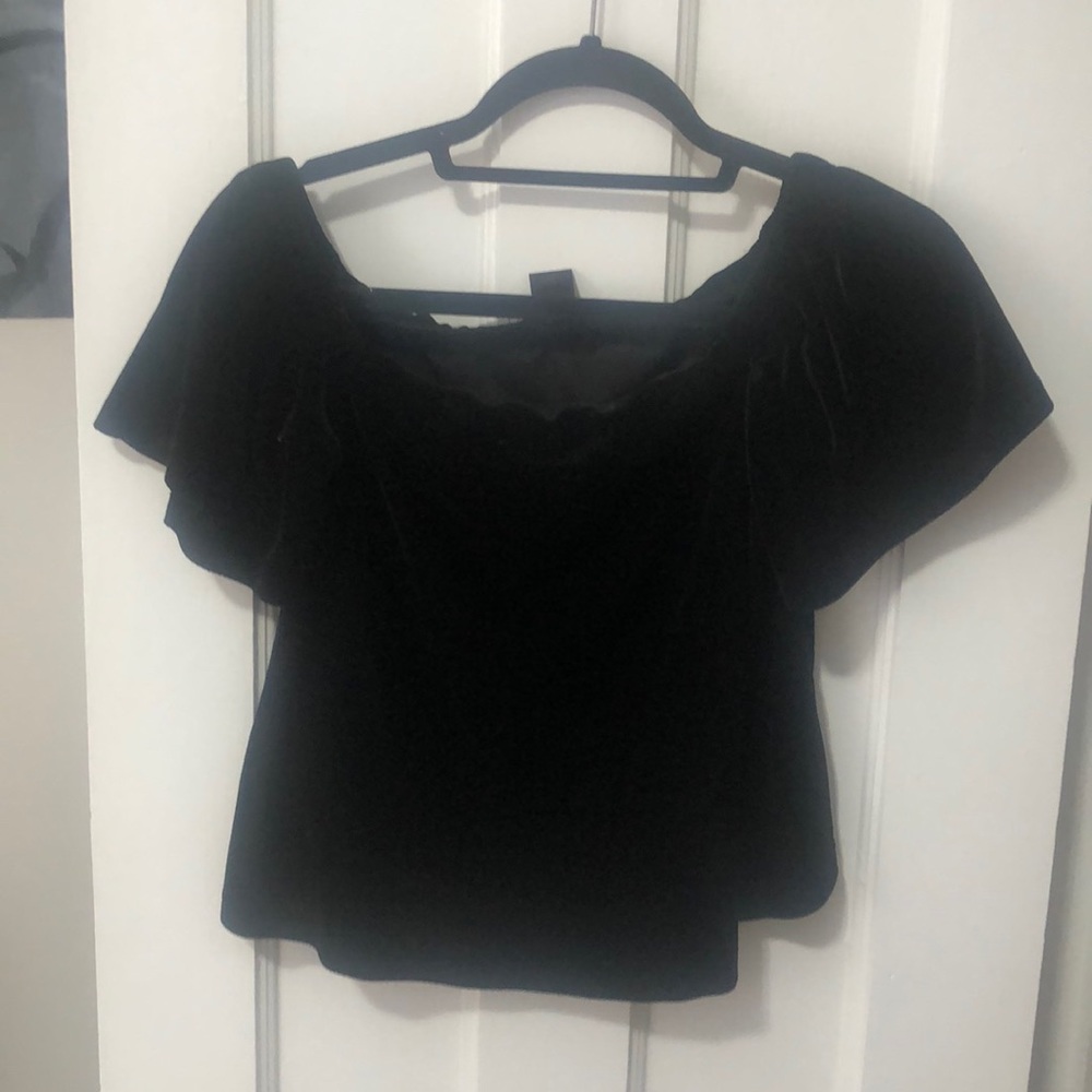 Off the shoulder, black velvet top